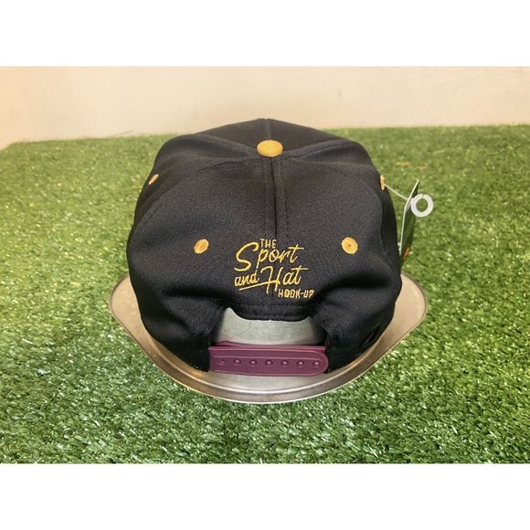 Retro Vintage Inspired Cleveland Cavs Basketball Split Bar Snapback hat gold - Picture 10 of 10